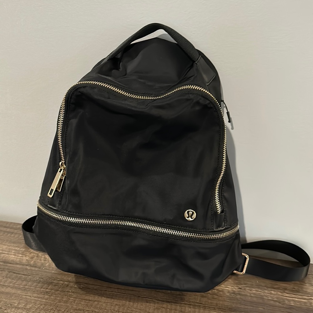 Black Lululemon Mini backpack